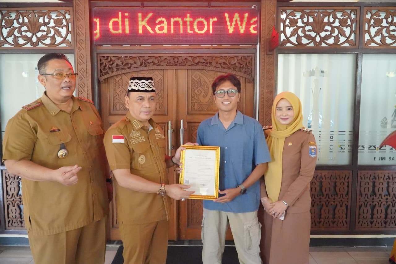 Tentang Gemala